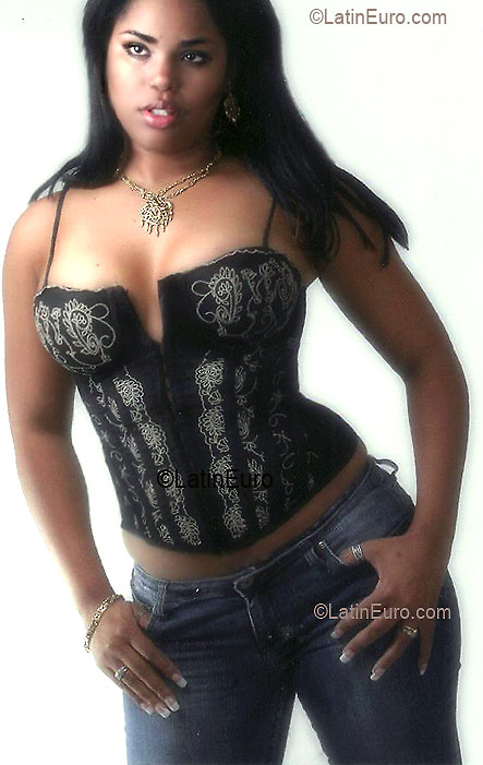 Date this fun Dominican Republic girl Raiza from Santo Domingo N516