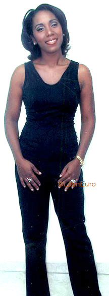 Date this charming Dominican Republic girl Angela from Santo Domingo N588