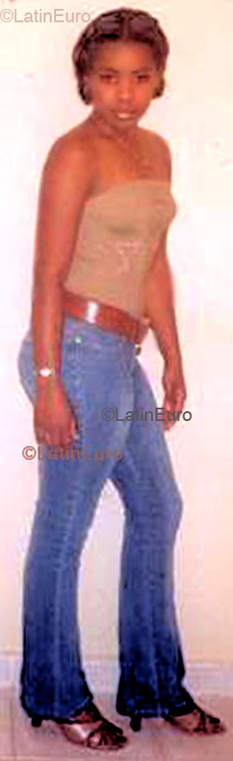 Date this sensual Dominican Republic girl RafeLina from Santo Domingo N81