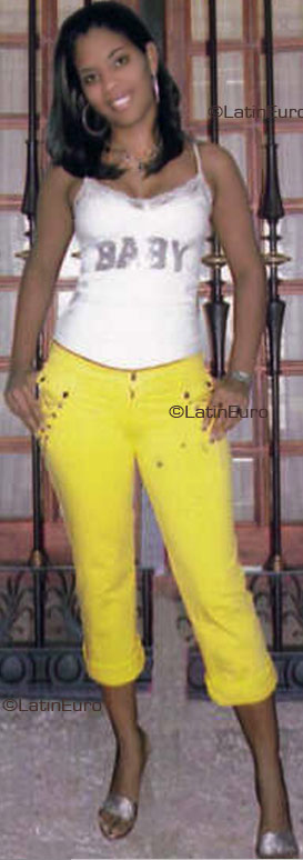 Date this cute Any Country girl Esmeralda from  N820