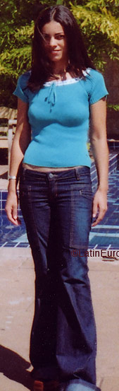 Date this cute Brazil girl Naiana from LONDRINA B6673