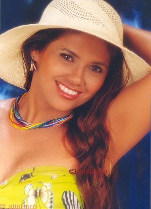 Date this hot Brazil girl Luliane from  B6719