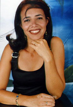 Date this fun Brazil girl Leia from UBERLANDIA B6732