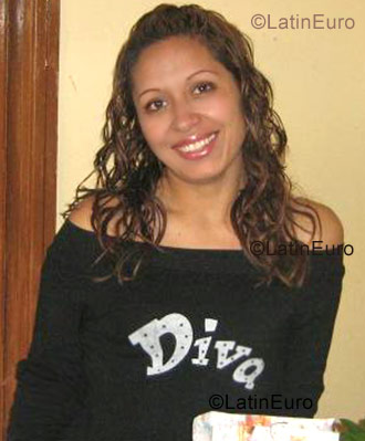 Date this pretty Colombia girl Martha from Cali C8924