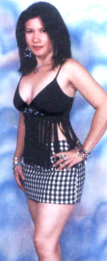 Date this tall Colombia girl Lourdes from Barranquilla C9728