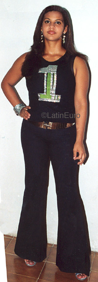 Date this delightful Brazil girl Eliana from FEIRA DE SANTANA B9868