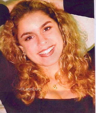 Date this charming Brazil girl Lizziane from RIO DE JANEIRO B9949