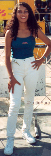 Date this fun Brazil girl Soraia from BARRA B9917