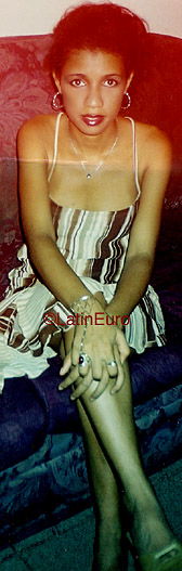 Date this pretty Brazil girl Anna from RECIFE B9724