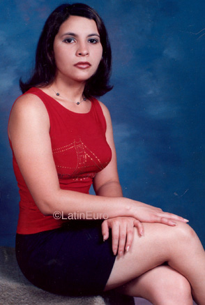 Date this sultry Honduras girl Karen from San Pedro Sula N3777
