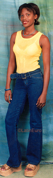 Date this beautiful Any Country girl Magolie from  N3787