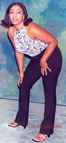 Date this good-looking Dominican Republic girl Yanet from Santiago N3788