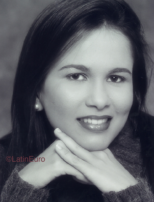 Date this sultry Brazil girl Renata from FORTALEZA B9737