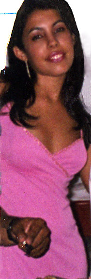 Date this pretty Brazil girl Paola from LONDRINA B9646