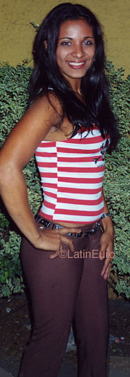Date this voluptuous Brazil girl Amara from SAO PAULO B9556