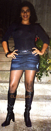 Date this happy Brazil girl Jocine from SAO PAULO B9542