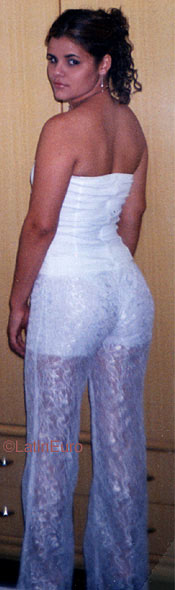 Date this hard body Brazil girl Maialu from VITORIA DA CONQUISTA B9606