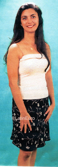 Date this attractive Brazil girl JeaneValeria from Guarulhos B9462