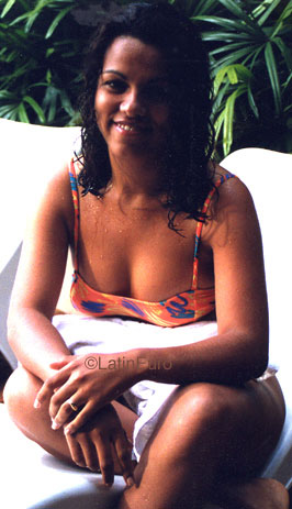 Date this pretty Brazil girl Maria from SAO JOSE DO RIO PRETO B9510