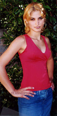 Date this delightful Brazil girl Betania from CACHOEIRO DE ITAPEMIRIM B9327