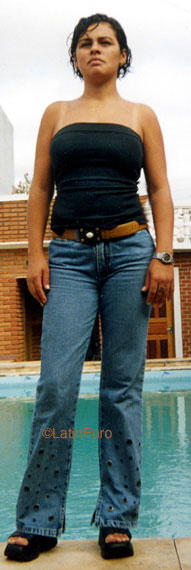 Date this nice looking Brazil girl Cristiane from SAO CAETANO DO SUL B9328