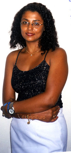 Date this hot Brazil girl Maria from SAO PAULO B9406