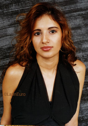 Date this gorgeous Brazil girl Aline from CATALAO B9088