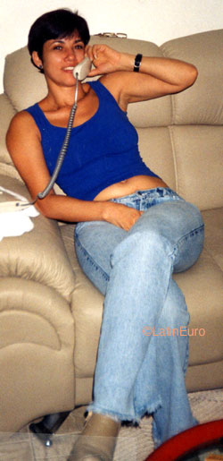 Date this fun Brazil girl Helencia from SAO PAULO B9066