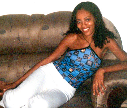 Date this passionate Brazil girl Tahiana from PONTE NOVA B9099