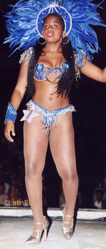 Date this georgeous Brazil girl Vanessa from RIO DE JANEIRO B8997