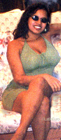 Date this happy Brazil girl Marcia from RIO DE JANEIRO B8819