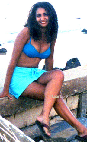 Date this funny Brazil girl Stella from MACEIO B8803
