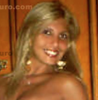 Date this sultry Brazil girl Cintia from Niteroi B120