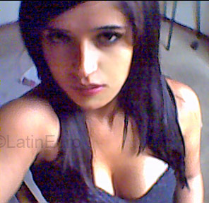 Date this hard body Colombia girl Andrea from Bogota CO73