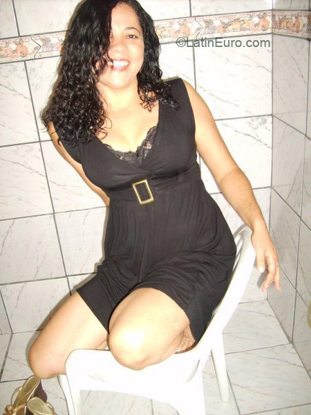 Date this sultry Brazil girl Angelita from Itabuna BR89