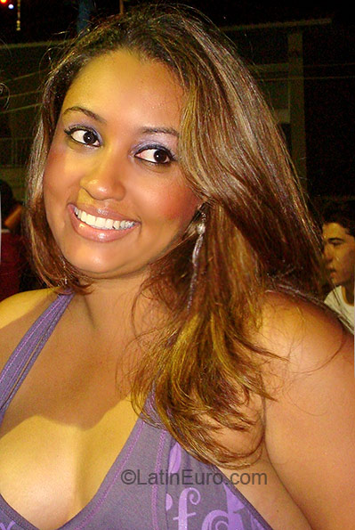 Date this passionate Brazil girl Phryscylah from Ribeirao Preto BR94