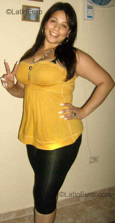 Date this exotic Dominican Republic girl Milizen from Santiago DO82