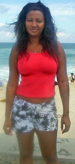Date this good-looking Brazil girl Danyelly from Rio De Janeiro BR118