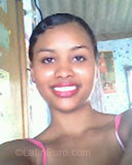 Date this happy Colombia girl Laura from Barranquilla CO110