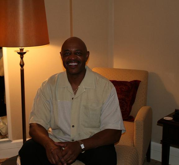 Date this good-looking United States man James from Wellington US107