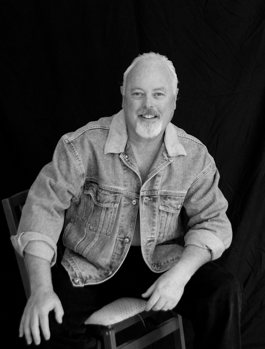 Date this nice looking United States man Frederick from Monterey BR205