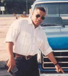Date this nice looking United States man Karl from Washington, DC US290