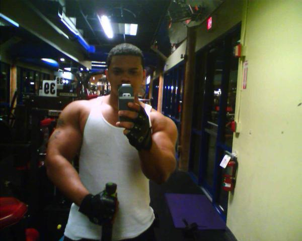 Date this good-looking United States man Nick from Naples DO175