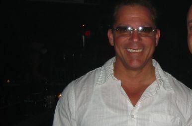 Date this happy United States man Steve from Miami US367
