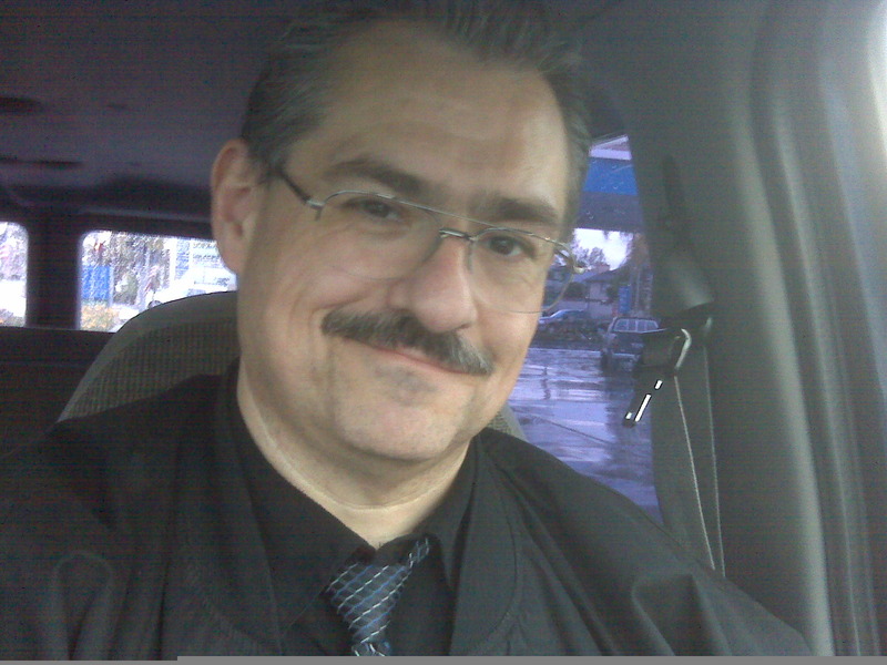 Date this nice looking United States man Charles (Charly) from Costa Mesa US368