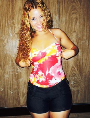 Date this beautiful Brazil girl ANA CRISTINA from Aracaju IT3