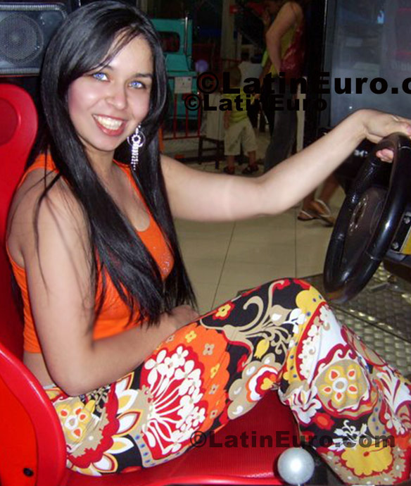 Date this beautiful Brazil girl Gianni from Cuiaba BR315