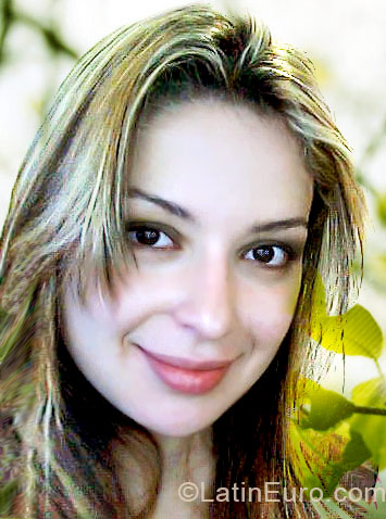 Date this hot Brazil girl Marcela from Rio De Janeiro BR323