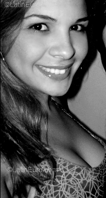 Date this georgeous Brazil girl Ana Beatriz from Nazare Da Mata BR330