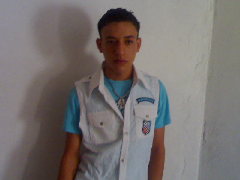 Date this tall Tunisia man Xsxahmed from Sidi Bouzide TN4